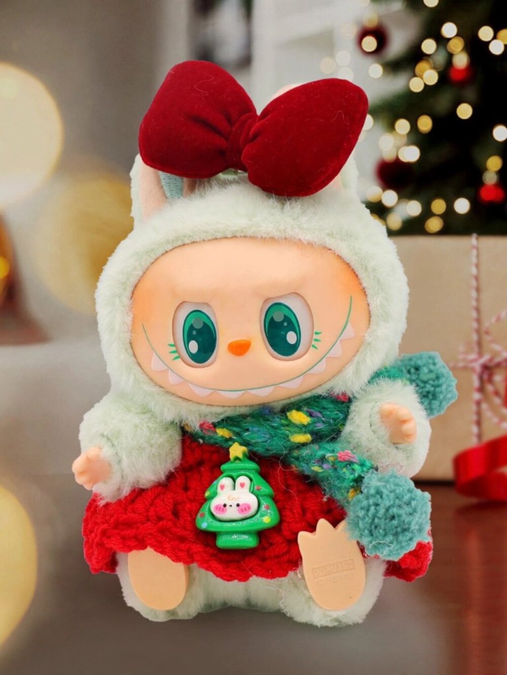 Labubu 17cm Doll Outfit – Red Bow Knit Dress & Green Scarf Set, Brand New